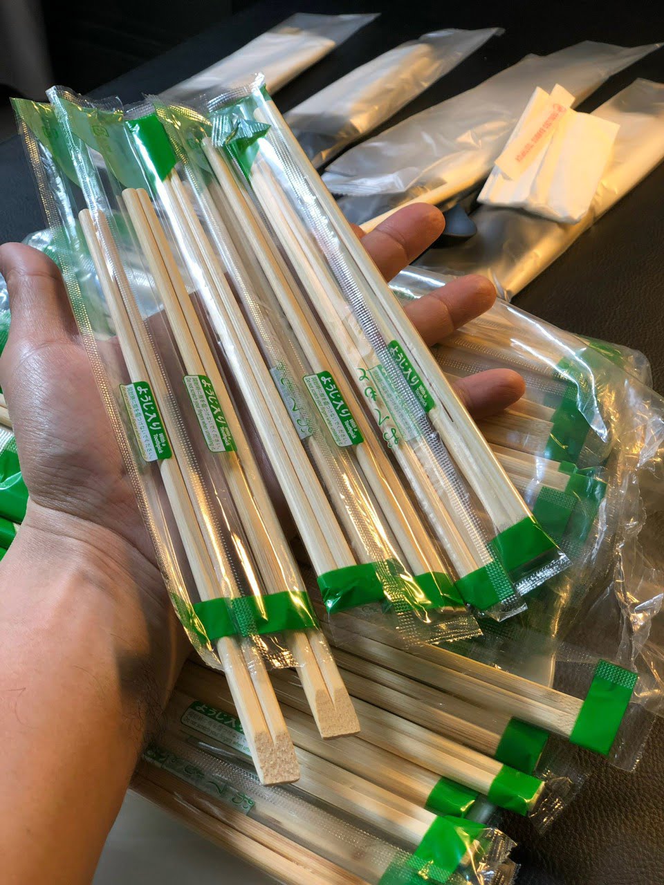 Đũa gỗ tách dùng 1 lần 200mm - Ảnh 2